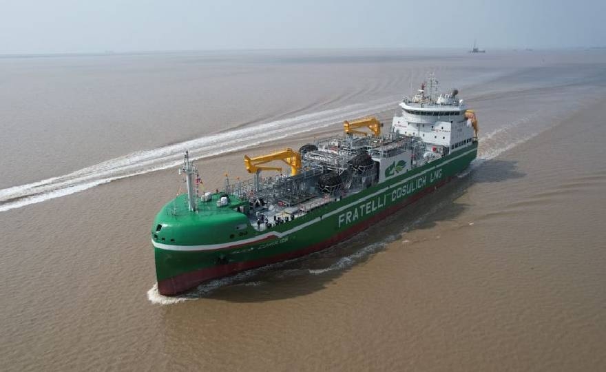 LNG bunker vessel, Alice Cosulich sets sail for Europe from Qidong, China